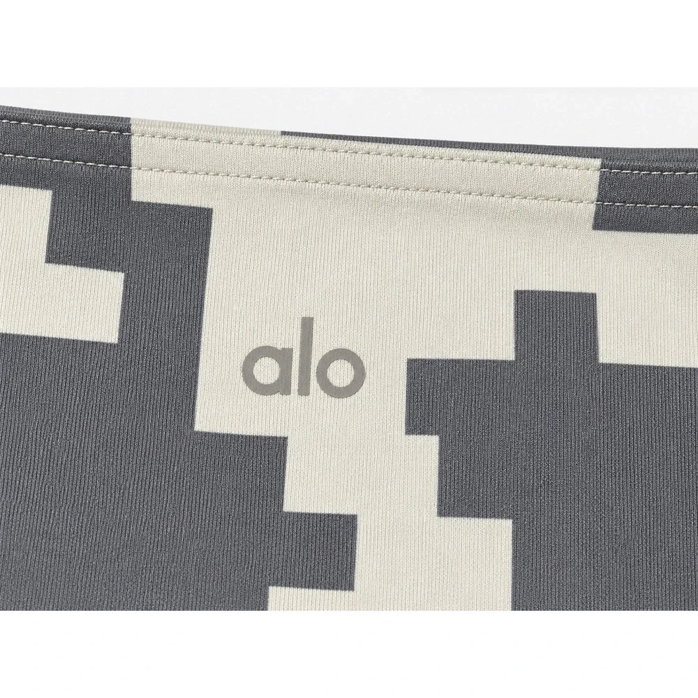 ALO Yoga Airbrush Pixel Leggings Women Small Gray Pink Camo Pilates 29 Inseam